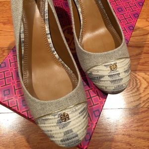 Tory Burch Linen Pumps